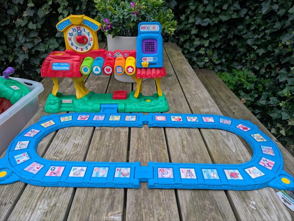 Grote set VTech Toet Toet Auto's en Little People, Ophalen, Gebruikt, Jongen of Meisje