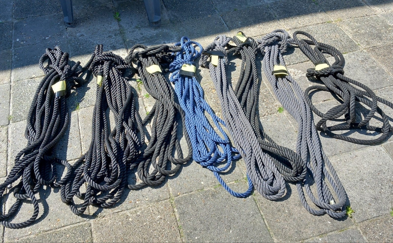 Lijnen, landvasten, schoten, ankerlijn , touw., Ophalen, Ankeren en Afmeren, Zeilboot of Motorboot