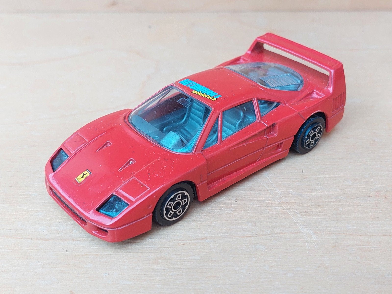 Bburago Ferrari F40 promotioneel Frans tijdschrift Uniek, Ophalen of Verzenden, Zo goed als nieuw, Auto, Overige merken