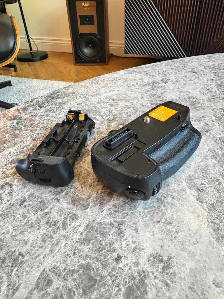 Jupio Battery Grip - Nikon D7200, Ophalen of Verzenden, Zo goed als nieuw