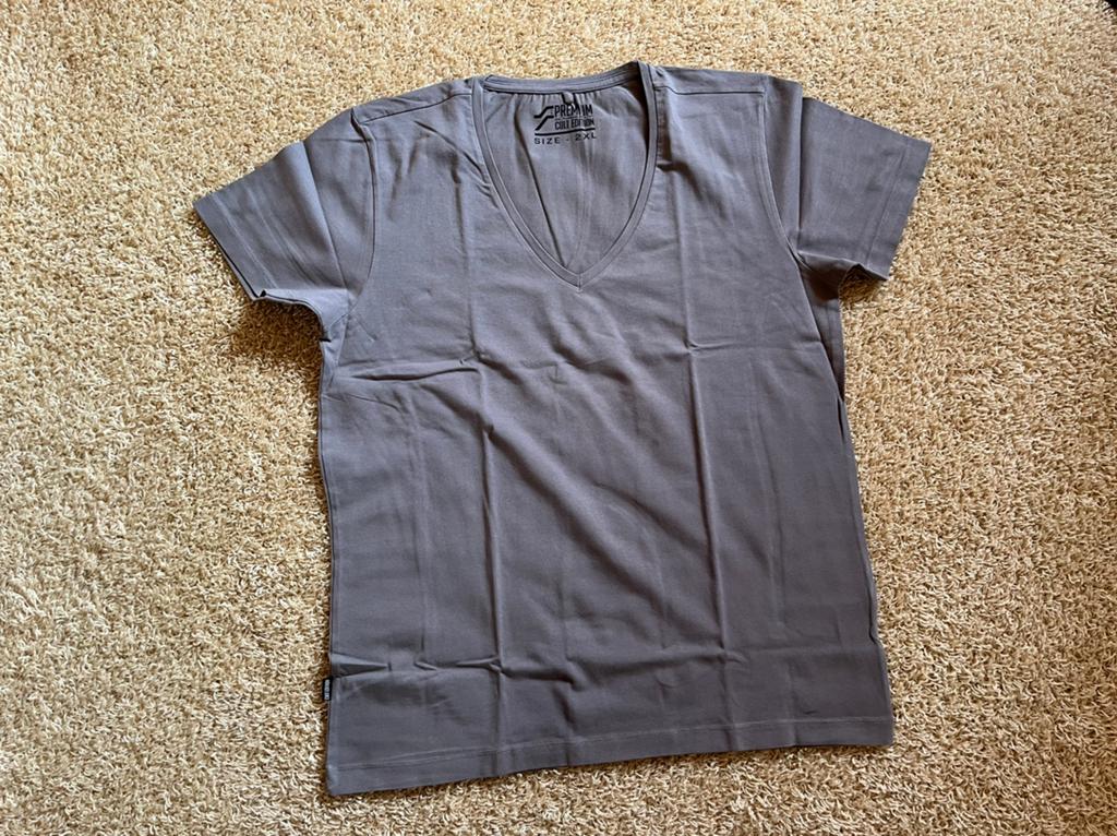 Cult edition slim fit V hals shirt grijs mt. XXL, Kleding | Heren, T-shirts, Ophalen of Verzenden, Zo goed als nieuw, Overige maten