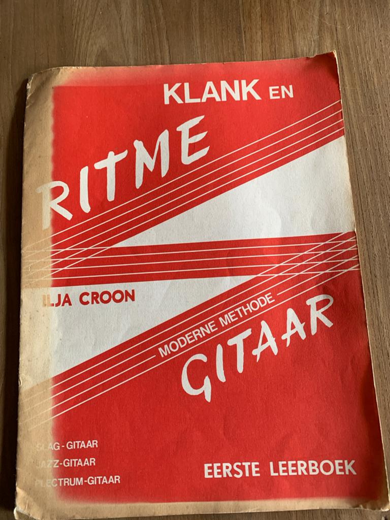 Klang en Ritme Moderne Methode Gitaar Eerste Leerboek, Muziek en Instrumenten, Bladmuziek, Overige genres, Les of Cursus, Ophalen of Verzenden