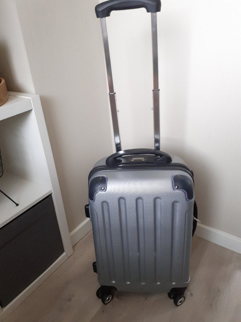 Koffer inhoud ca 30 L, Wieltjes, Gebruikt, 50 tot 60 cm, Hard kunststof