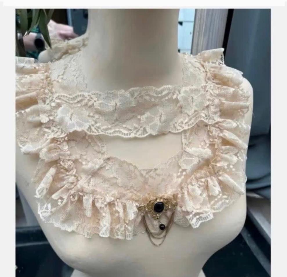 Brocante bijzondere kraag met kant en gratis antieke broche, Ophalen of Verzenden, Dames