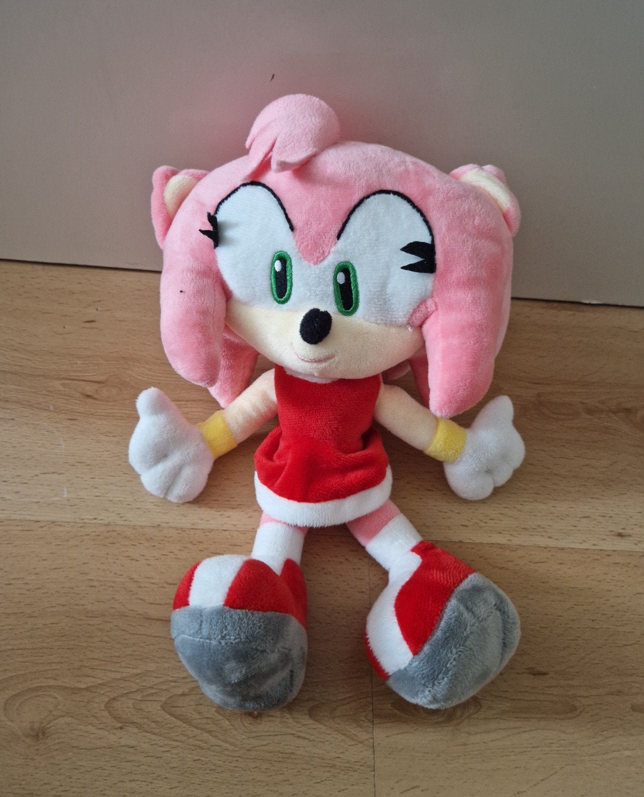 knuffel amy rose sonic sega Prize international plush pluche, Ophalen of Verzenden, Zo goed als nieuw, Overige typen