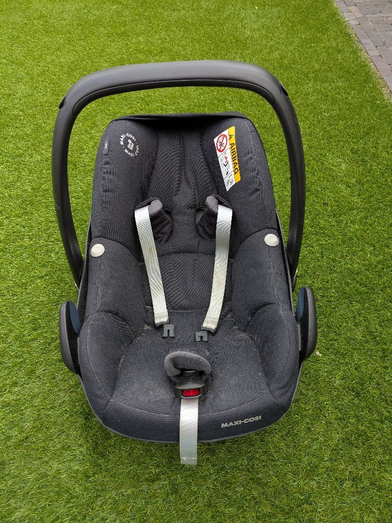 Maxi-Cosi Pebble i-Size + FamilyFix3 Base, Ophalen, Gebruikt, Isofix, 0 t/m 13 kg