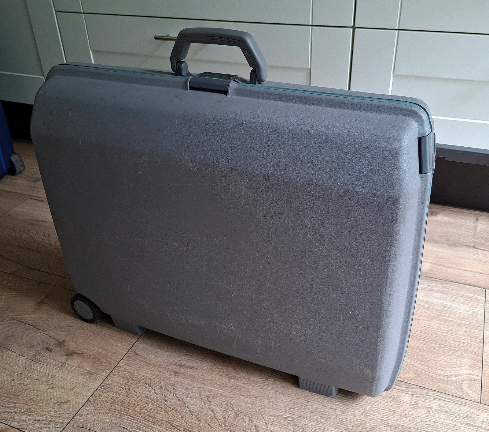 Samsonite Koffer, Gebruikt, Hard kunststof, 70 cm of meer, Wieltjes