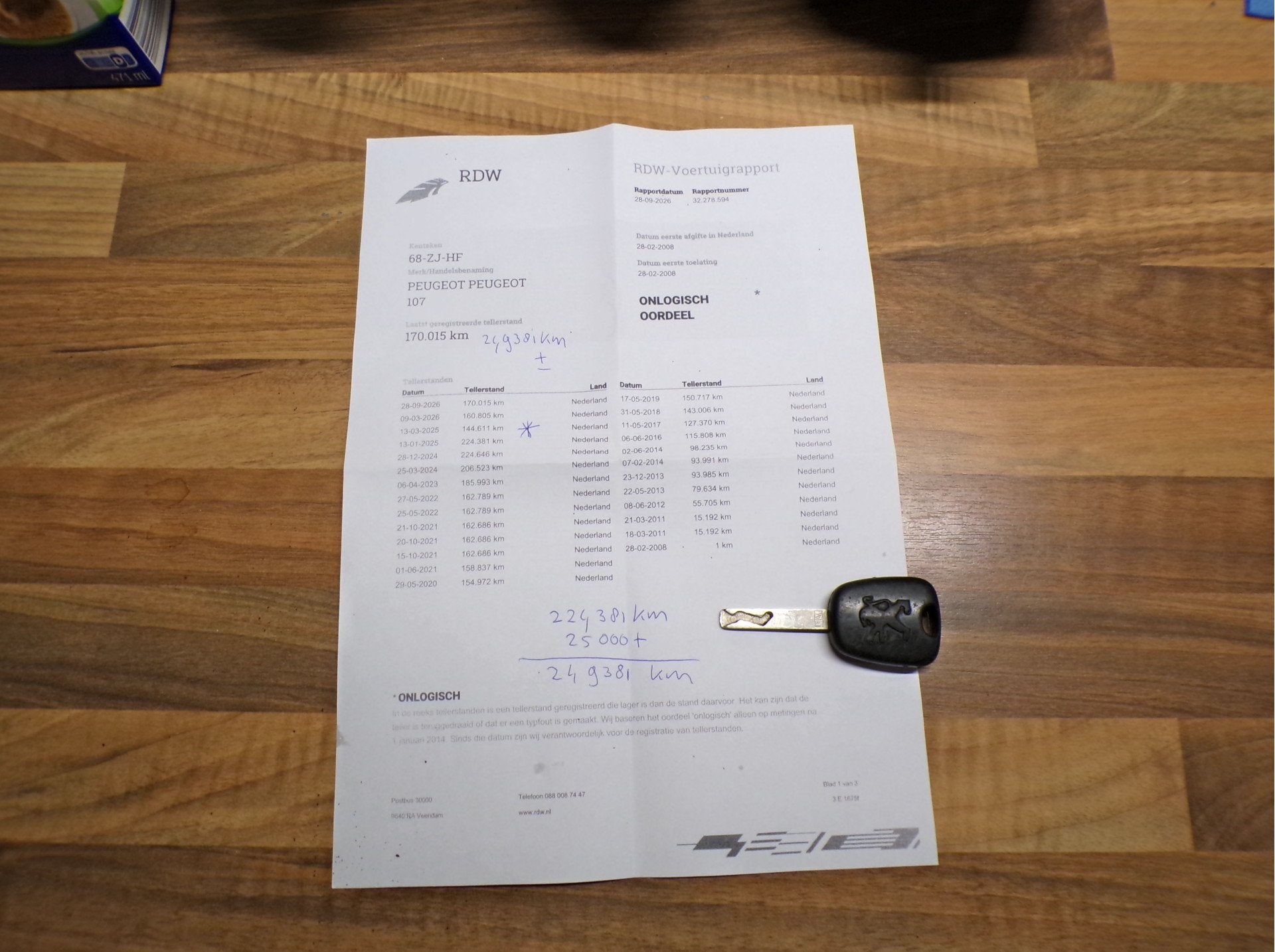 Peugeot 107 1.0-12V XR staat op 170.000 km maar heeft in tot, Voorwielaandrijving, Gebruikt, 4 stoelen, Origineel Nederlands