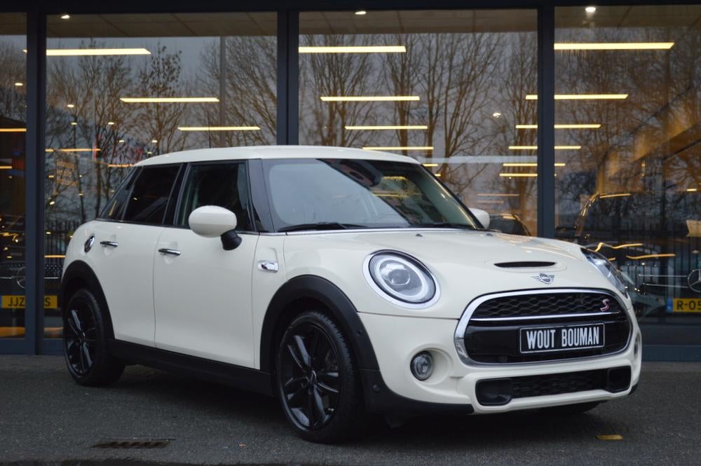 MINI Mini 2.0 Cooper S Aut. Led Leder Navi CarPlay Pdc, Auto's, Mini, 1998 cc, Gebruikt, Wit, Bluetooth