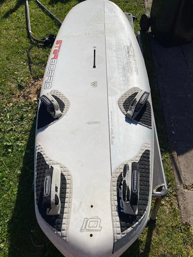 Starboard Windsurfplank 227x76cm, Ophalen, 250 tot 300 cm, Gebruikt, Met vin(nen)