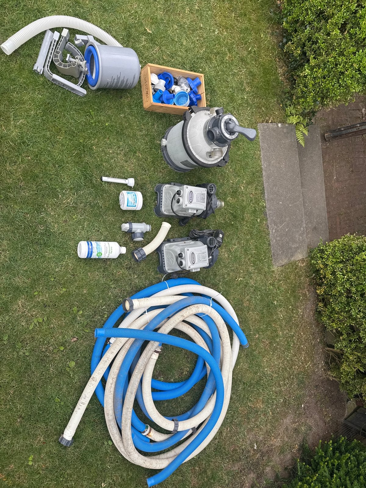 Intex zandfilterpomp 2x SF90220RC met accessoires, Ophalen, Gebruikt, Zwembadpomp