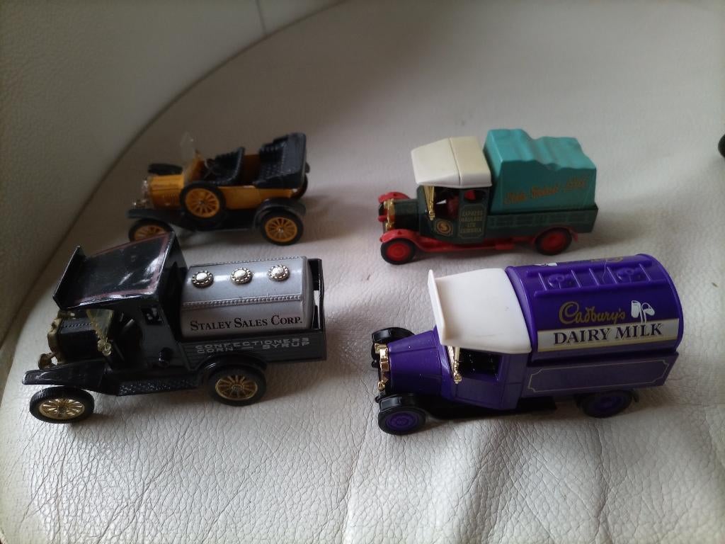 Modelauto Ford corgi 4 stuks, Ophalen of Verzenden, Gebruikt, Auto, Corgi