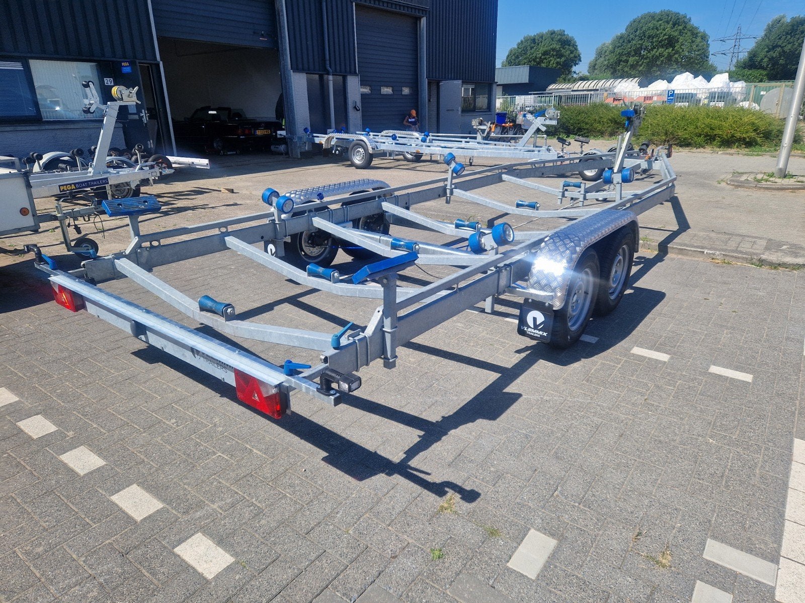 Vlemmix tandemas trailer 3500/840 nieuwstaat!!!, Watersport en Boten, Boottrailers, Ophalen, 1500 tot 3000 kg, 6 tot 9 meter, Overige typen