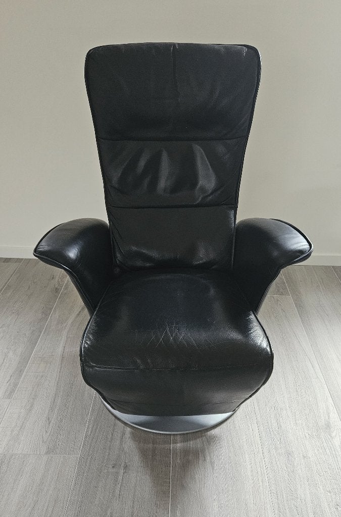 Mooie en goed werkende vergelijkbare zwarte relax fauteuils, Ophalen, Gebruikt, Minder dan 75 cm, 75 tot 100 cm