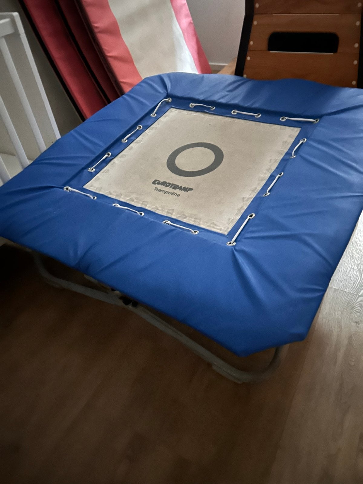 Turnmateriaal: trampoline, Sport en Fitness, Ophalen, Gebruikt, Maat 36 t/m 42, Meerkleurig