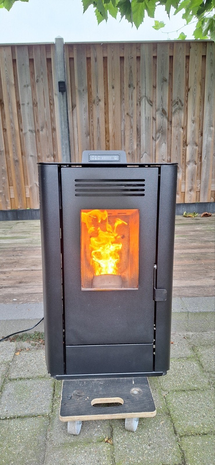 Artel Fireplus Julia Black 8kW Pelletkachel - Nette Staat, Ophalen, Gebruikt, Overige brandstoffen, Pelletkachel