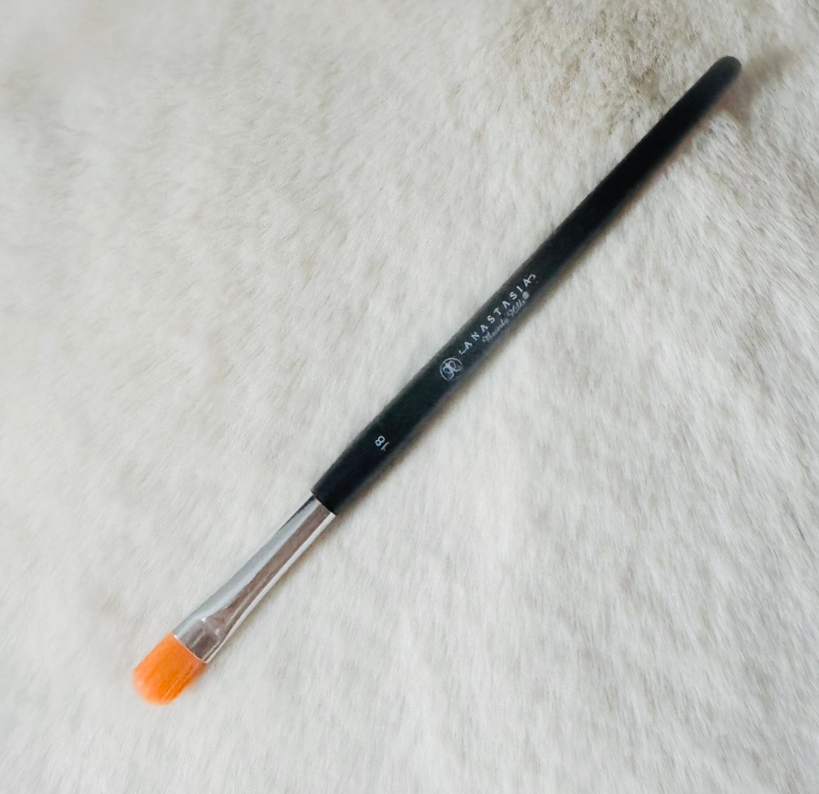 Anastasia Beverly Hills 18 Brush, Verzenden, Nieuw, Overige kleuren, Gehele gezicht