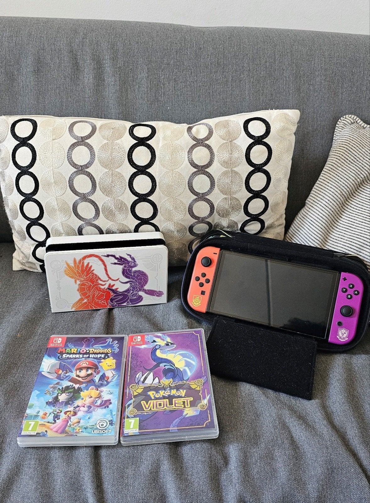 Nintendo Switch OLED Pokémon Scarlet & Violet+game en meer!, Switch OLED, Met games, Met 2 controllers, Ophalen of Verzenden