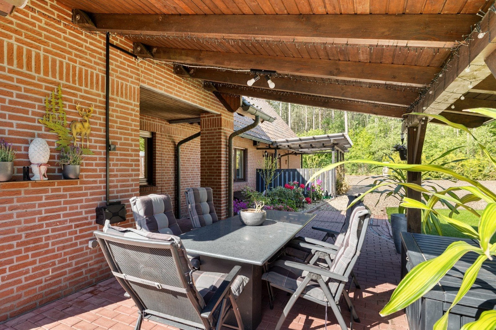 Royal Garden Tuinset Tafel, 4 Stoelen, 2 Footstool, Ophalen, Zo goed als nieuw, Tuinset, Eettafel