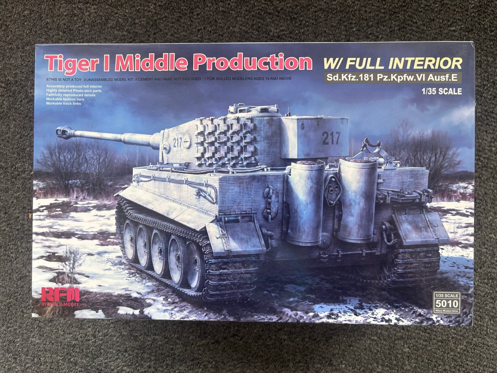 RFM Tiger I Middle Production W/ Full Interior 1/35, Overige merken, Tank, 1:32 tot 1:50, Nieuw