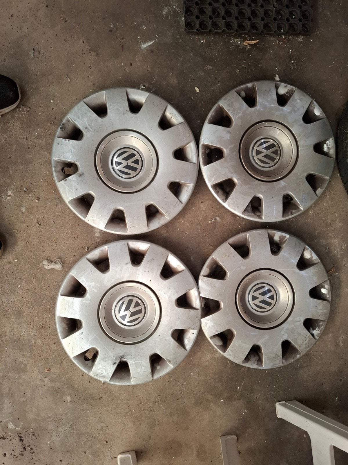 Set van 4 Volkswagen Passat wieldoppen, Auto diversen, Ophalen of Verzenden, Gebruikt