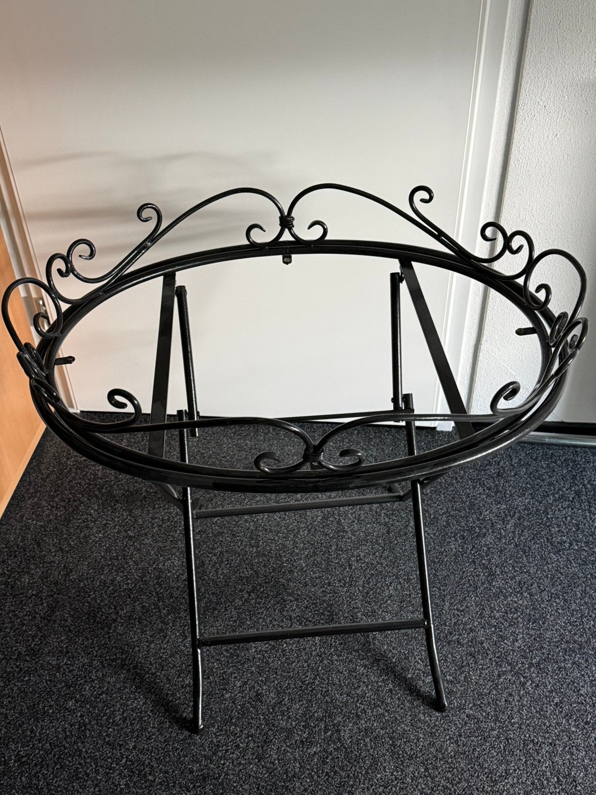 Mooi zwaar gietijzeren tafel voor inside, Zo goed als nieuw, 75 cm of meer, Ovaal, Ophalen