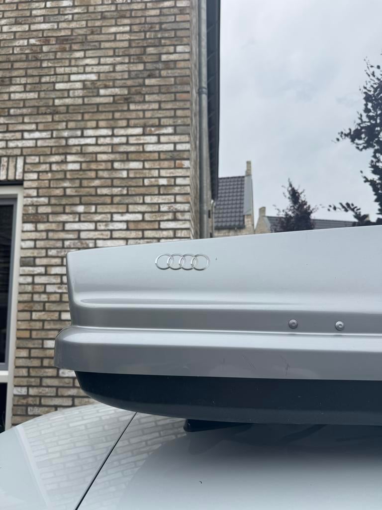 Te huur: dakkoffer - Ideaal voor vakantie voor Audi Q4 etron, Ophalen, Gebruikt