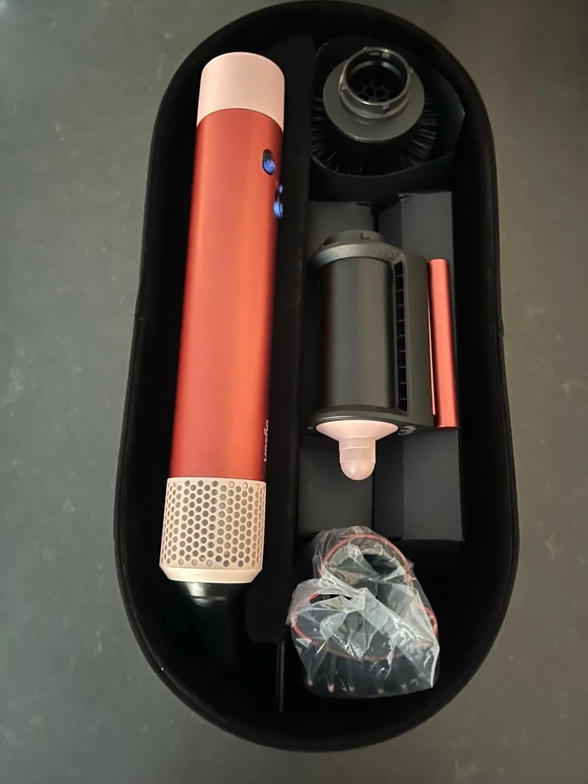 Dyson airwrap ID, Sieraden, Tassen en Uiterlijk, Uiterlijk | Haarverzorging, Zo goed als nieuw, Föhn of Haardroger, Verzenden