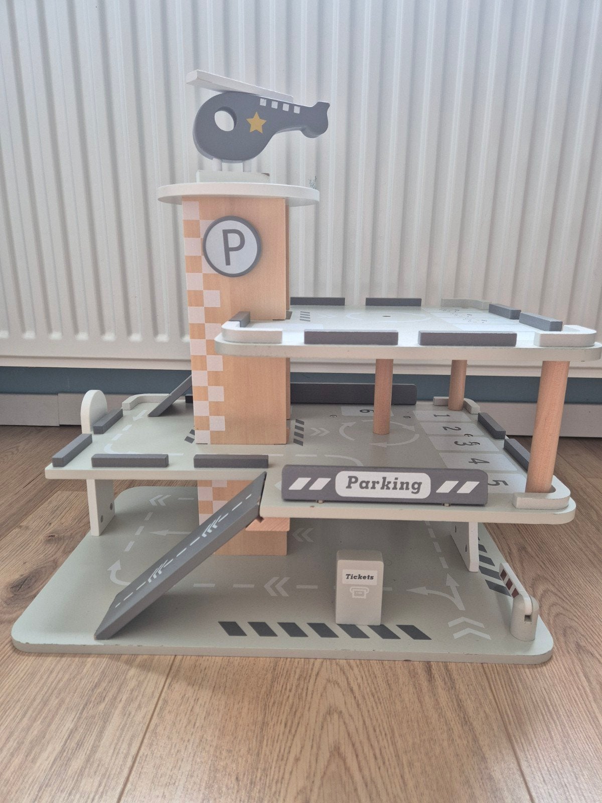 Houten parkeergarage met helikopterplatform - Tryco, Ophalen, Gebruikt, Overige typen