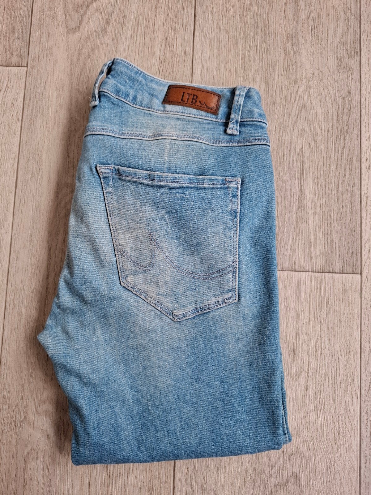 LTB Daisy spijkerbroek maat W27/L32, Kleding | Dames, Blauw, Ophalen of Verzenden, Zo goed als nieuw, LTB