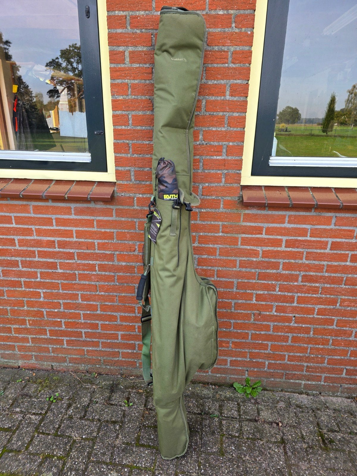 Trakker foudraal 3x Daiwa Phantom hengel Shimano bigpits, Ophalen, Gebruikt