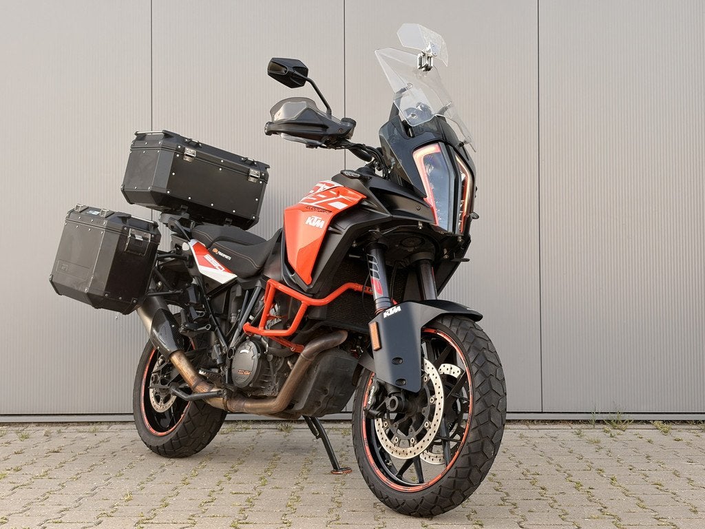 KTM 1290 Super Adventure S ABS - Zeer compleet! (bj 2017), 1301 cc, Meer dan 35 kW, Info@nijkamp-ootemanmotoren.nl, Bedrijf