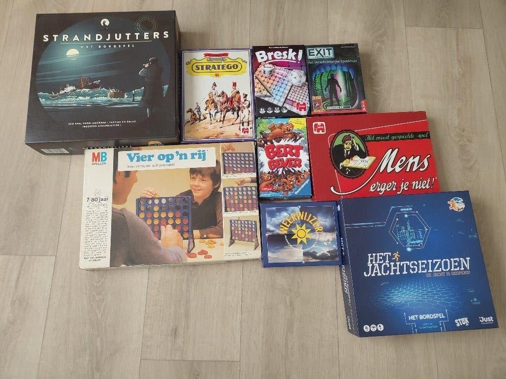 Gezelschapsspellen, Bordspellen en Breinbrekers, Hobby en Vrije tijd, Gezelschapsspellen | Bordspellen, Vijf spelers of meer, Ophalen of Verzenden