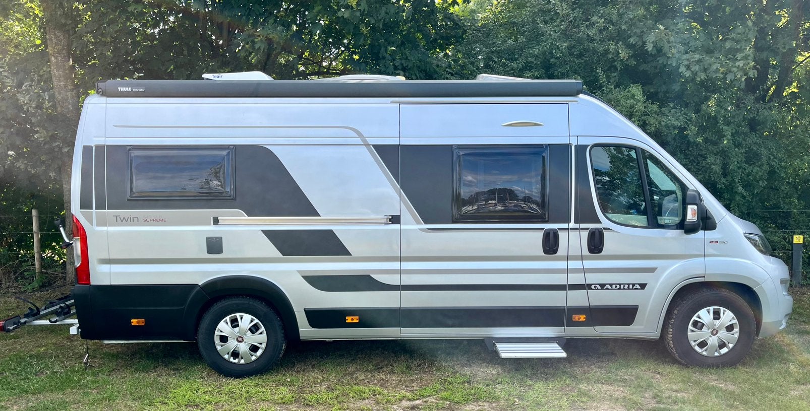 Adria Twin Supreme 640 SLB Automaat - 25.800km, Caravans en Kamperen, Automaat, Ringverwarming, Fiat, Tot en met 2