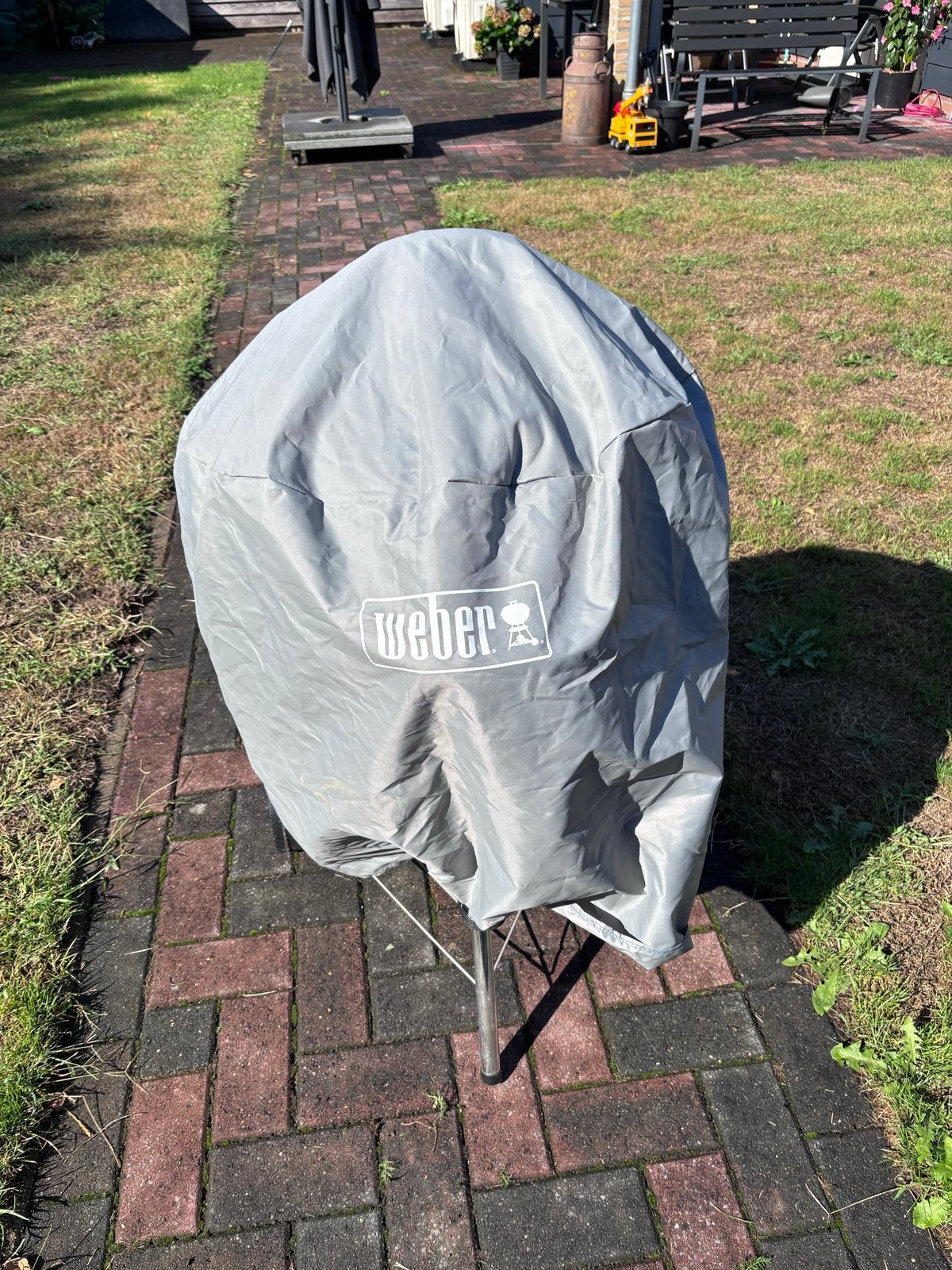 Weber Barbecue 57cm met hoes, Ophalen, Gebruikt