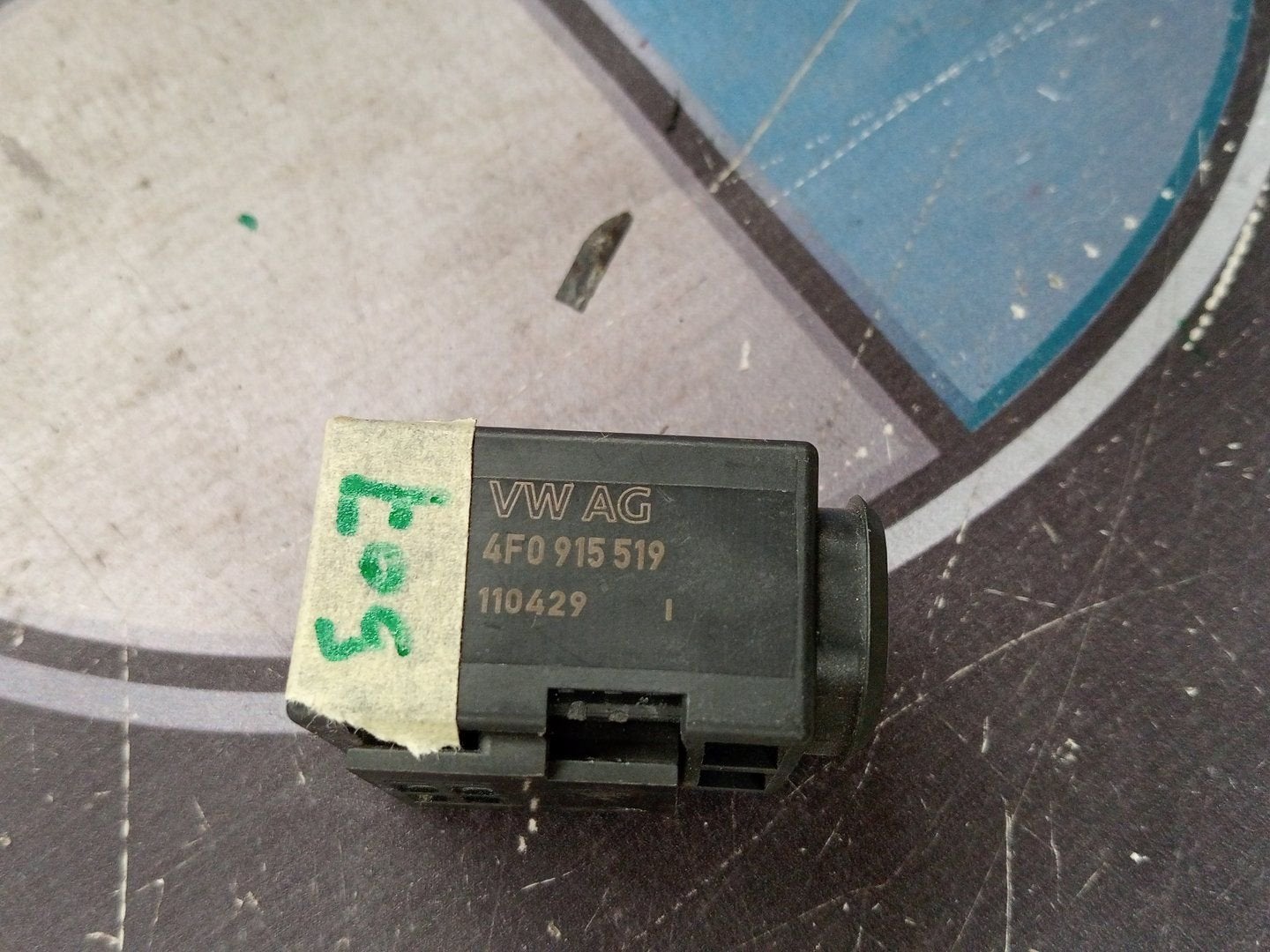 Zekering Kofferruimte Volkswagen Polo 6R  Audi A1 4F0915519, Gebruikt, -, Volkswagen, -