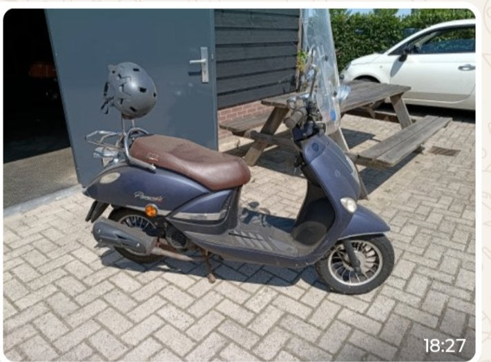 Snorscooter donkerblauw, Ophalen, Gebruikt, Benzine, Overige merken
