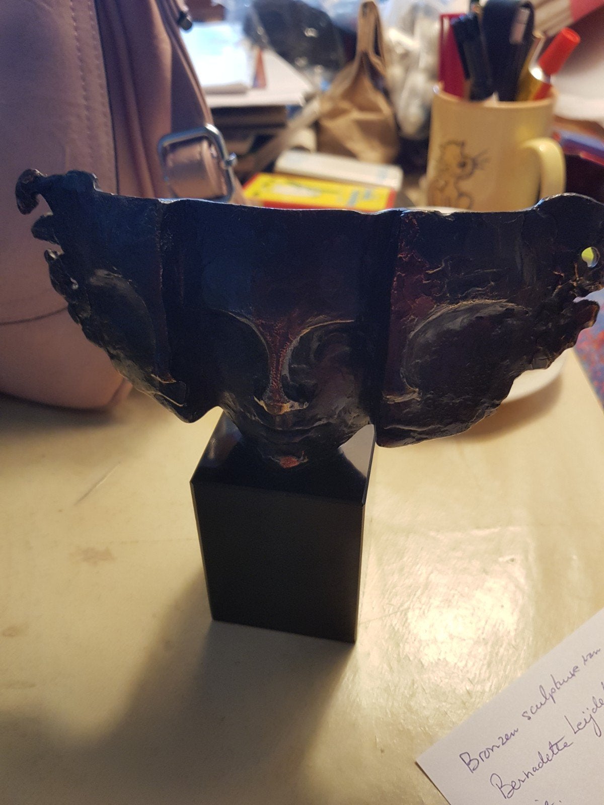 Bronzen sculptuur van de hand van Bernadette Leijdekkers, Ophalen