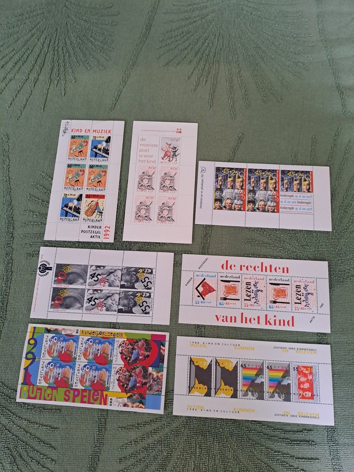 Kinderpostzegels, verschillende jaren, Ophalen of Verzenden, Na 1940, Postfris