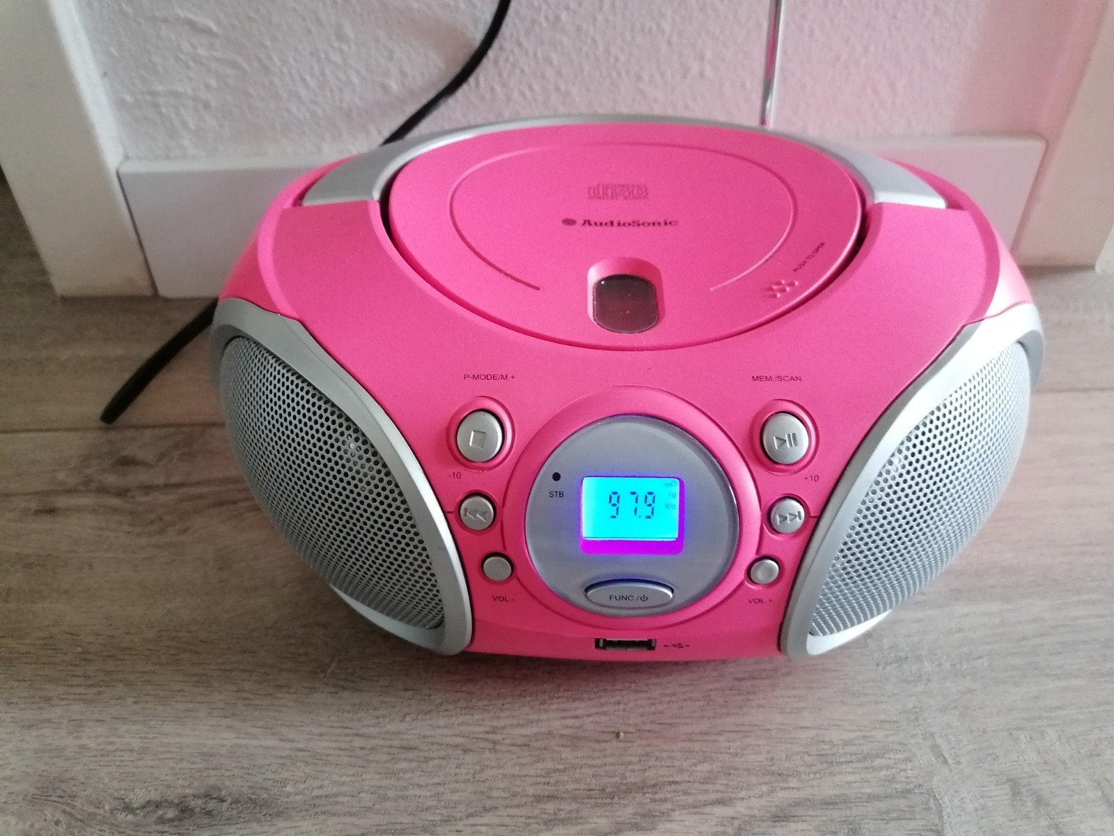 Roze AudioSonic Radio met CD-speler en USB-aansluiting, Audio, Tv en Foto, Ophalen of Verzenden, Gebruikt, Radio, Met cd-speler