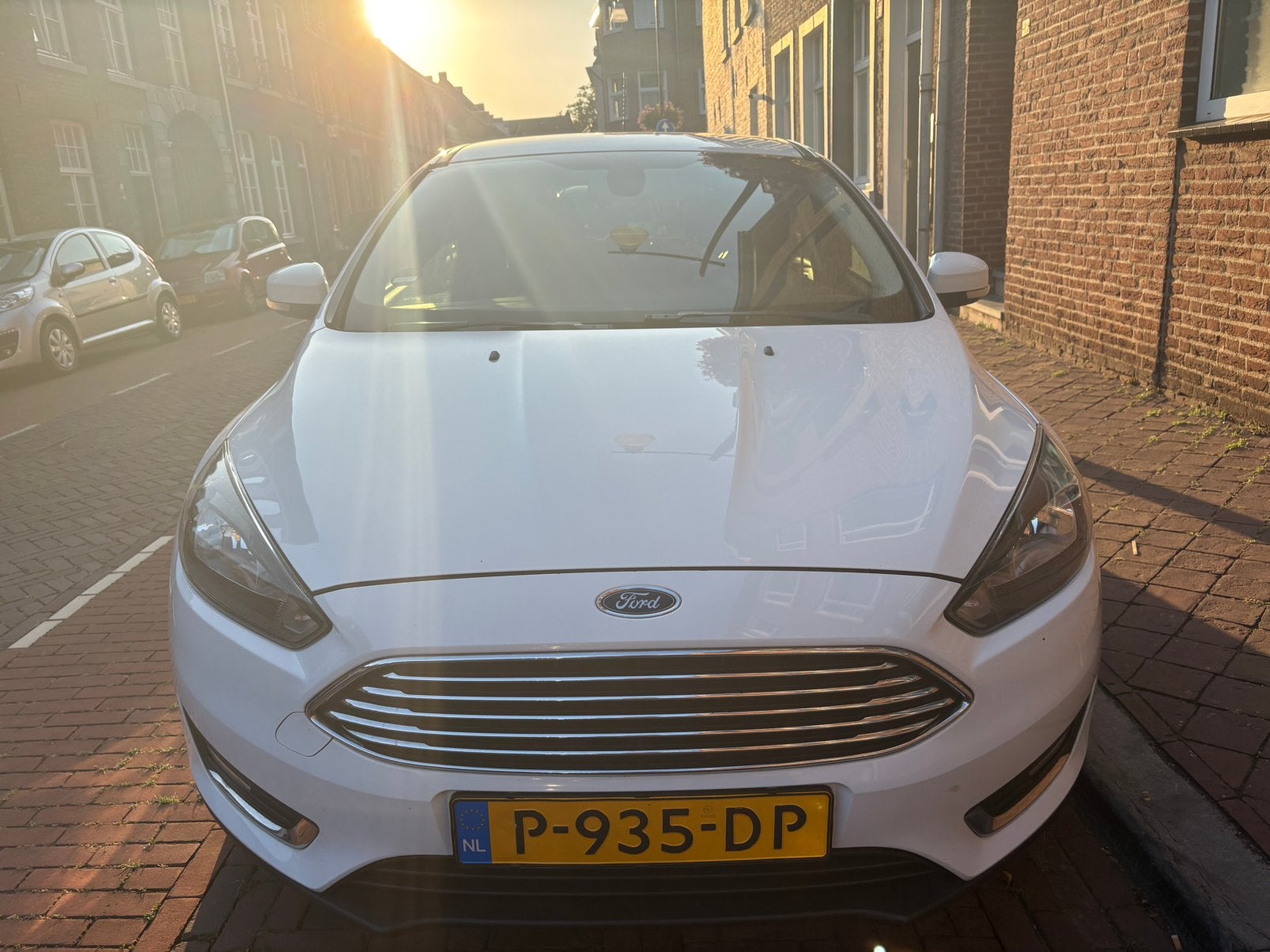 Ford Focus 1.5 Ecoboost 110KW 5-D 2015 Wit, 1498 cc, 1225 kg, 4 cilinders, Wit