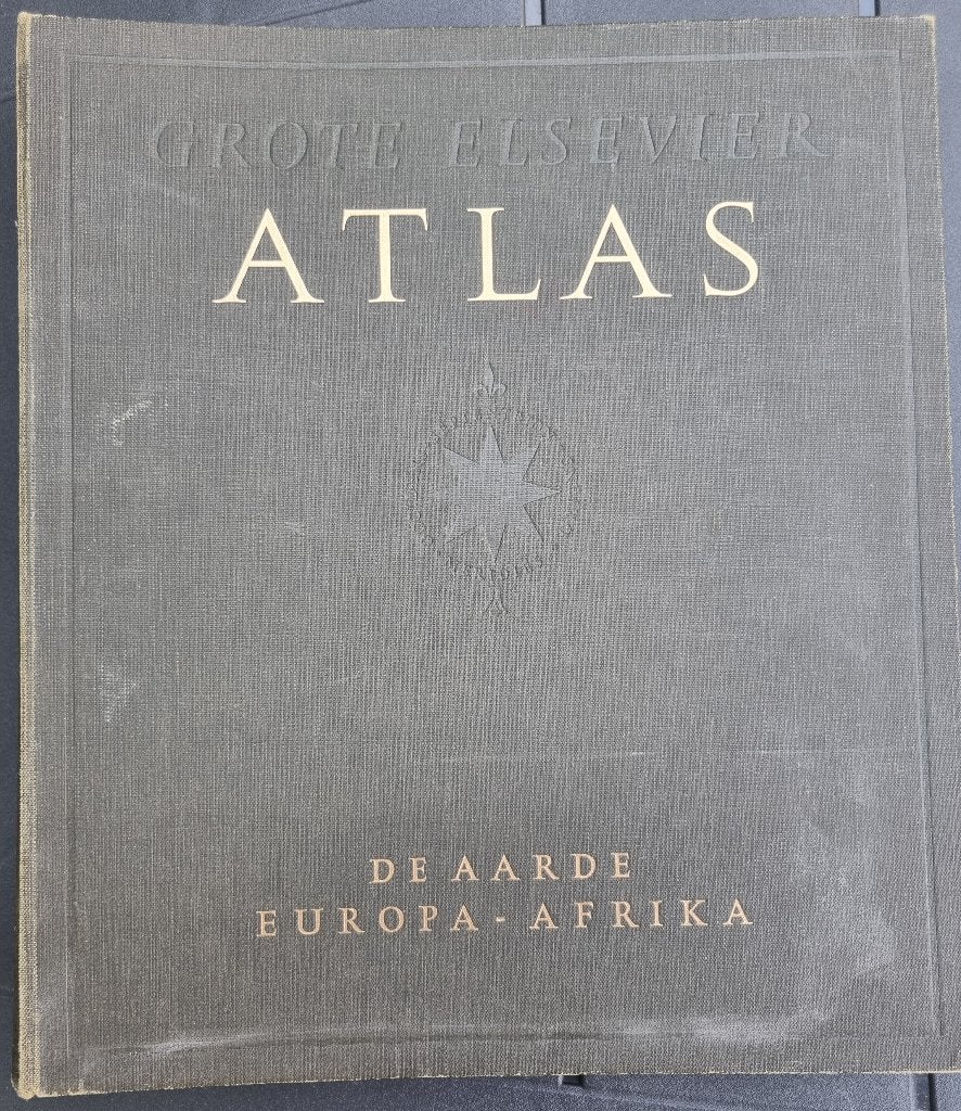 Grote Elsevier atlas Deel een, Boeken, Gelezen, Overige atlassen, Ophalen of Verzenden, 1800 tot 2000