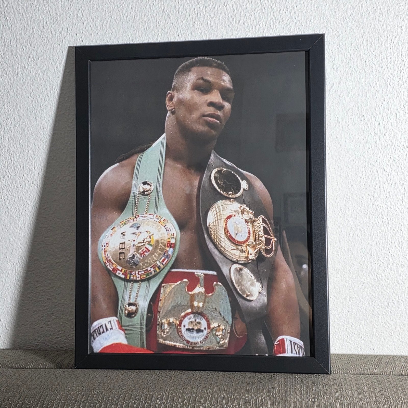 Mike Tyson Champions Belt Poster 30x40cm, Rechthoekig Staand, Met lijst, Nieuw, Ophalen of Verzenden