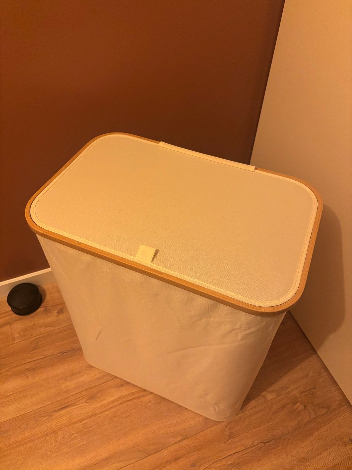 Kroms wasmand met 3 vakken, Ophalen, Gebruikt, Beige, Textiel
