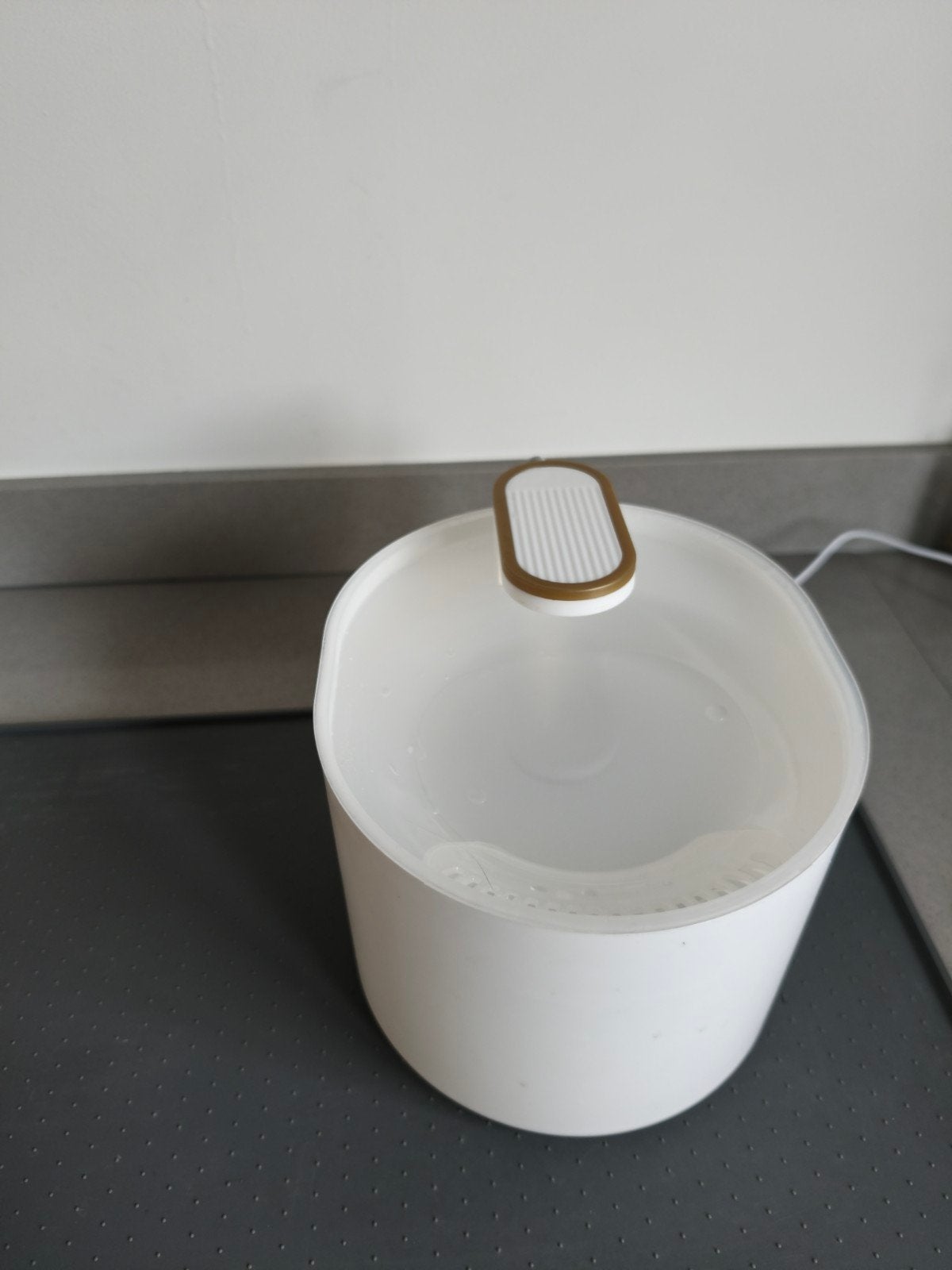 Automatische drinkbak, Ophalen, Zo goed als nieuw