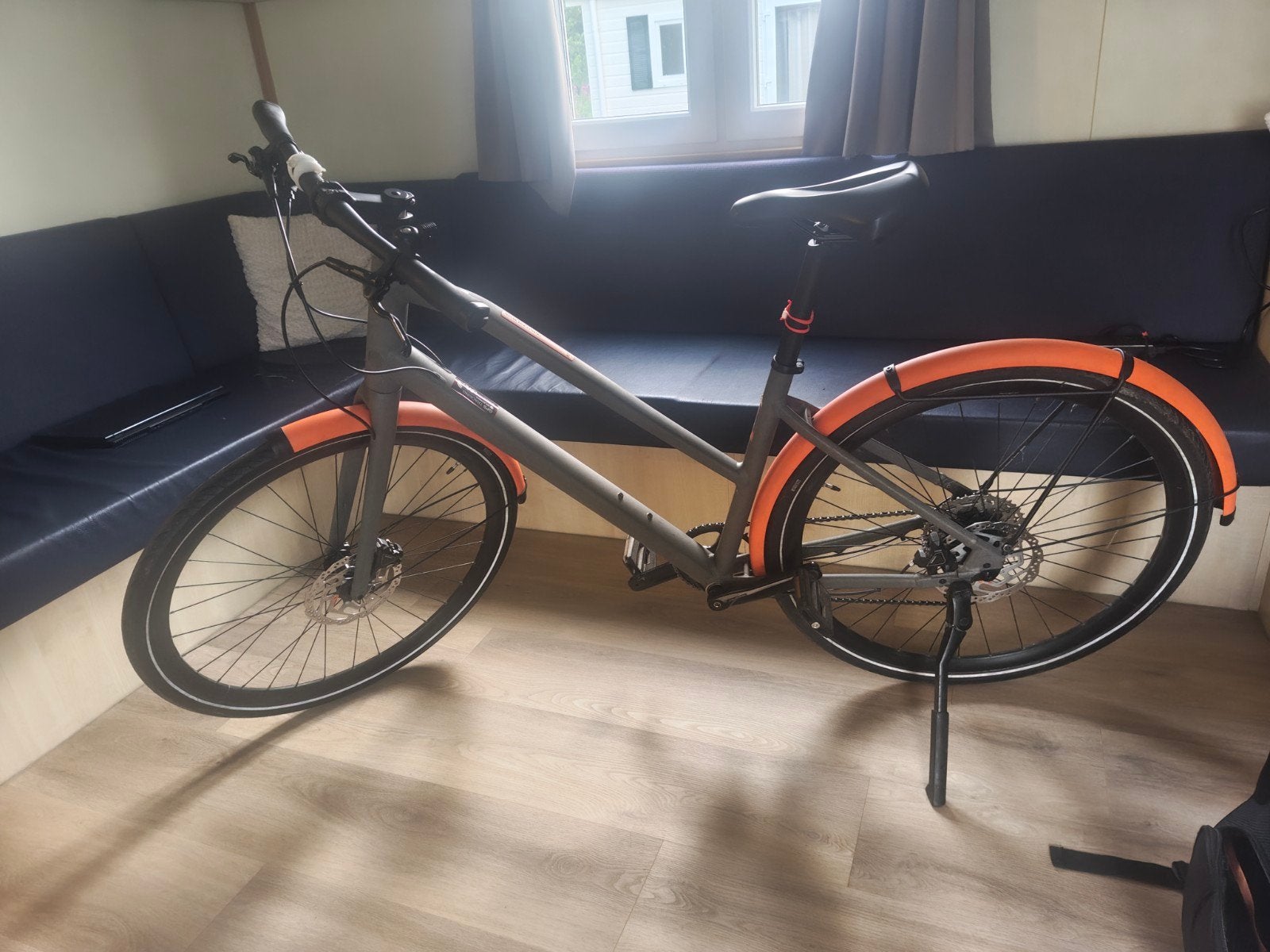 BMC 257 Medium size, Ophalen of Verzenden, Zo goed als nieuw, Schijfrem, Overige merken