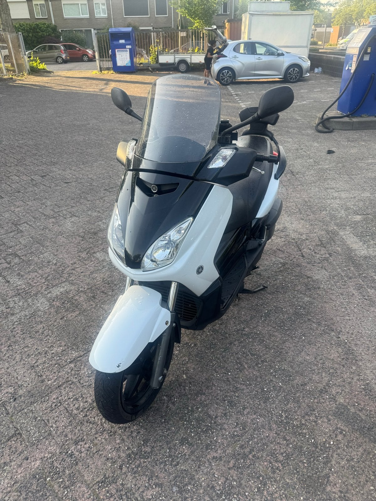 Yamaha X-Max motorscooter - Wit/Zwart, Ophalen, 250 cc, Gebruikt, Maximaal 45 km/u