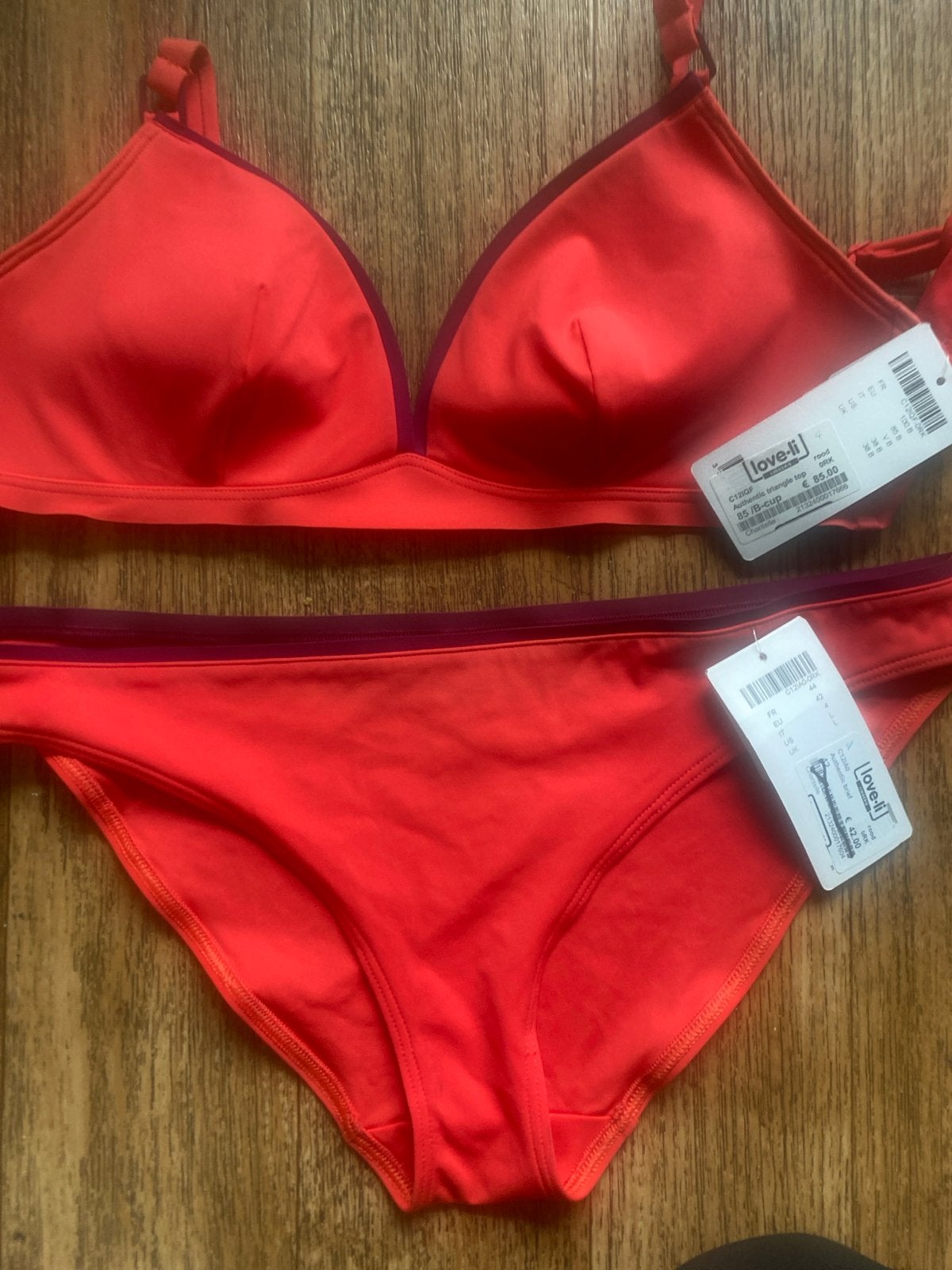 Love-li bikini Set - BH 85B & Slip L - Nieuw met kaartjes, Ophalen of Verzenden, Nieuw, Rood, Bikini