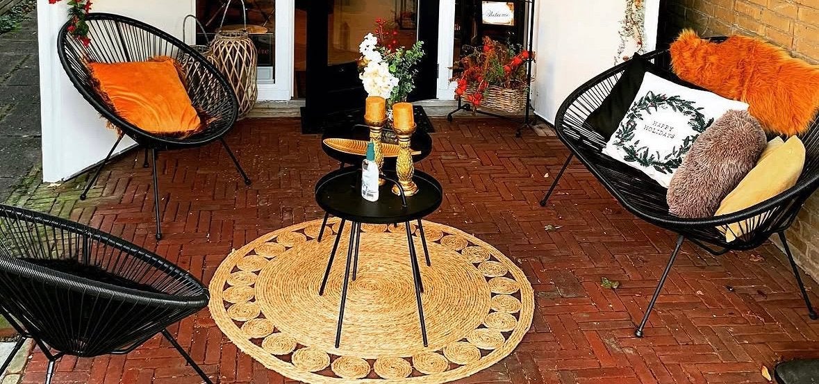 Super leuke tuin set te koop!, 4 zitplaatsen, Kunststof, Ophalen of Verzenden, Zo goed als nieuw
