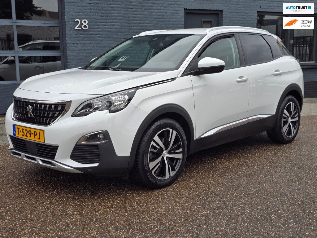 Peugeot 3008 1.2 PureTech Blue Lease Premium AUTOMAAT WERKEL, Auto's, Gebruikt, 1199 cc, Leder en Stof, Wit
